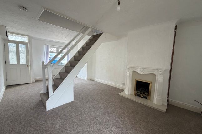 48, Dover photo 2