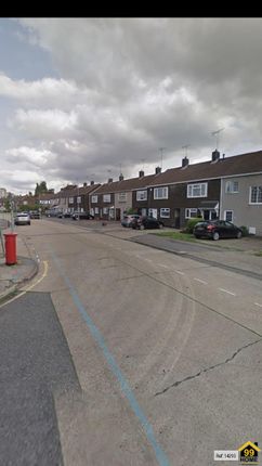 32, Cherrydown West, Basildon photo 2