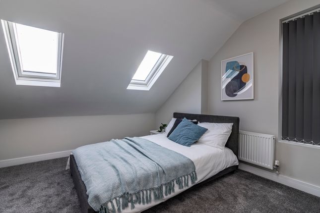End terrace house to rent in City Road, Nottingham