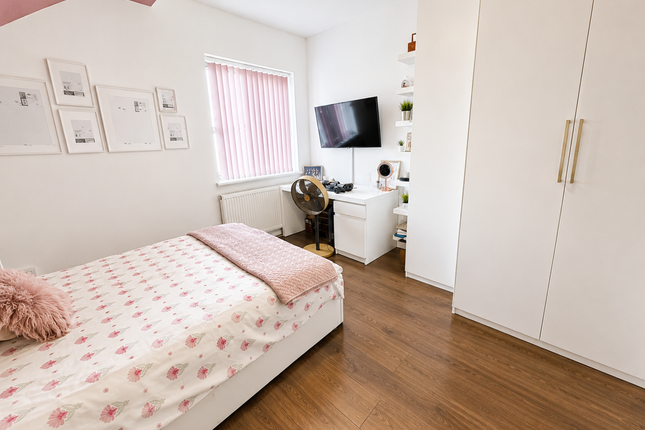 24, Litelmede, Leicester photo 3