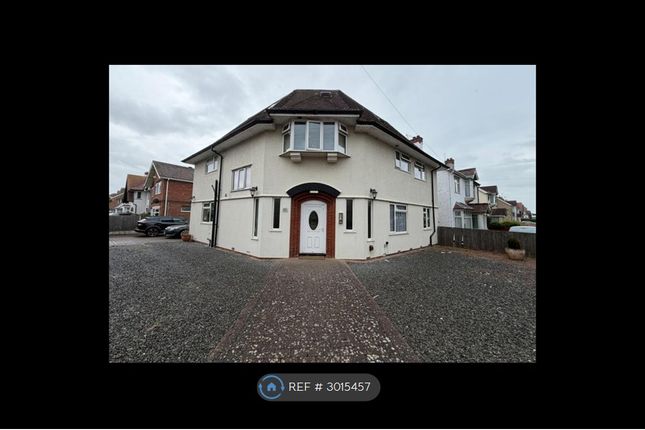 Flat, Park Avenue, Skegness photo 2
