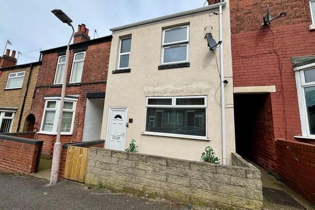 Terraced house to rent in Empire Street, Mansfield NG18