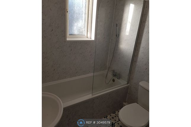 Valpy Avenue, Bolton photo 3