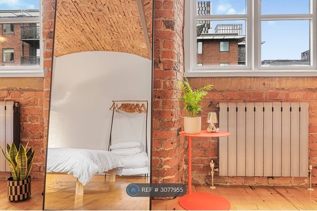 Studio flat on Chorlton Mill, Manchester, £1,500/mo