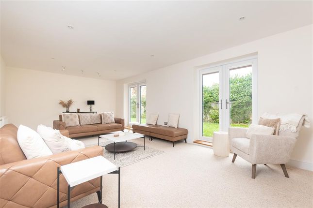Thumbnail Detached house for sale in Beechwood Drive, Culverstone, Meopham, Kent