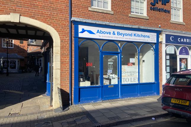 Retail premises to let in Guildhall Street, Grantham
