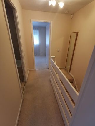 9, Undine Road, London photo 4