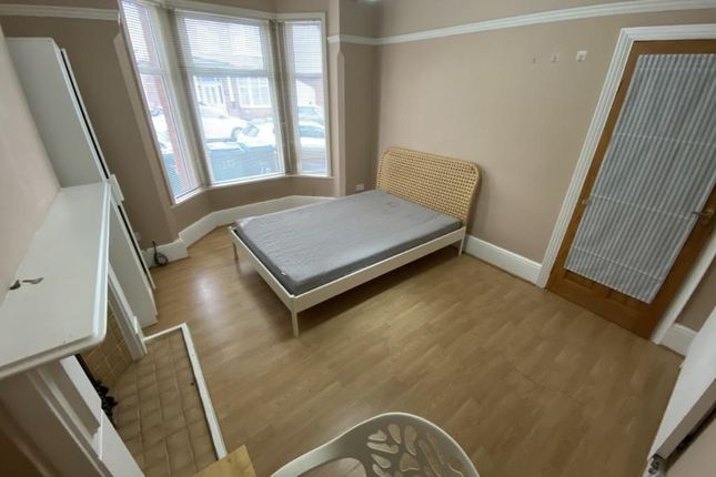 70, St. Michaels Road, Coventry photo 5