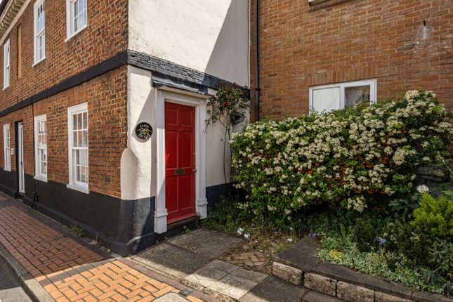 Endon Cottage, 63b, Rose Street, Berkshire photo 2