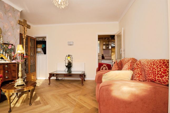 82, Snowden Road, Cardiff photo 4