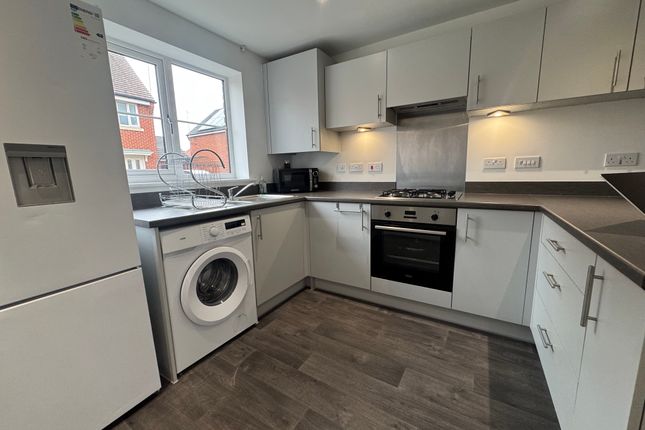 2, Blue Rock Drive, AYLESBURY photo 4
