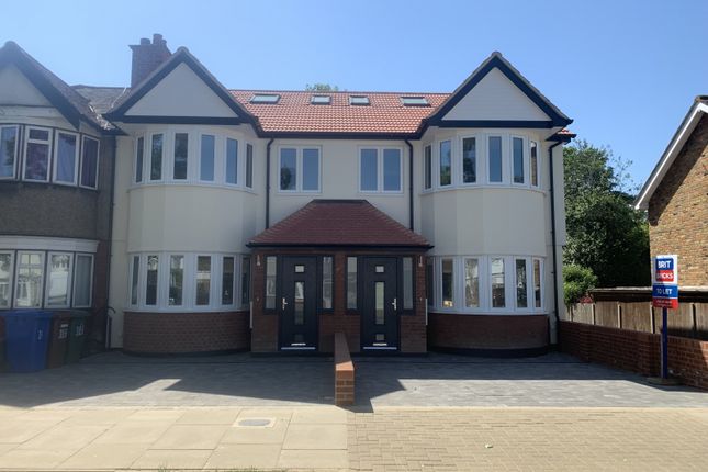 Four Bedroom House Terraced In Rayners Lane.