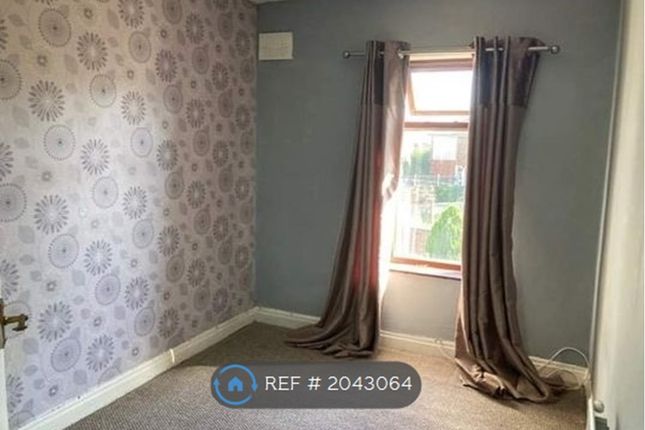 Terraced house to rent in Maple Crescent, Leigh