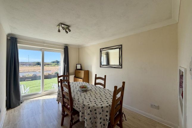 99, Blakes Way, Eastbourne photo 3