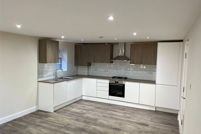 Flat 2, 19, Harvil Road, Uxbridge photo 2