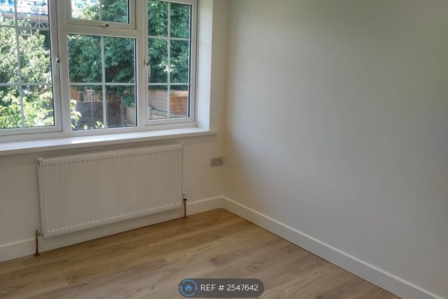 Double Bedroom 2
