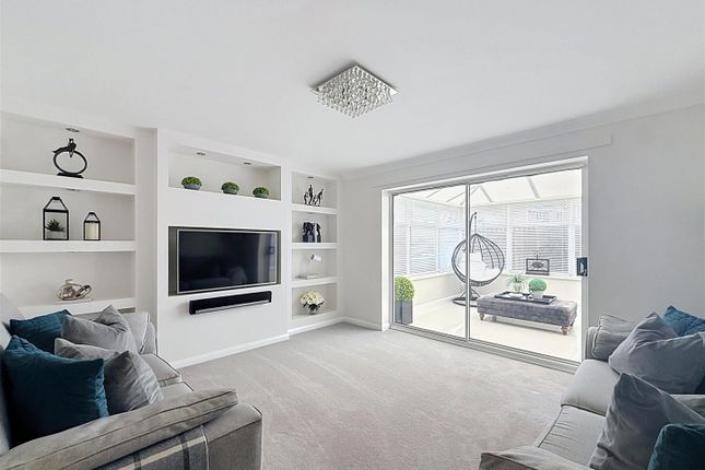 24, Penberry Gardens, Stockton-On-Tees photo 2