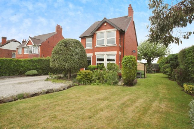 Thumbnail Detached house for sale in Watling Street, Atherstone