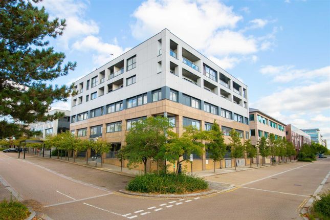 Thumbnail Flat to rent in Silbury Boulevard, Milton Keynes