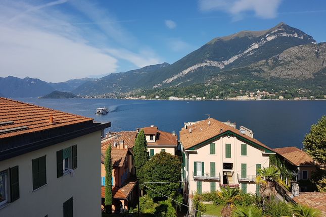 Triplex for sale in Piazza Della Chiesa, Bellagio, Como, Lombardy, Italy