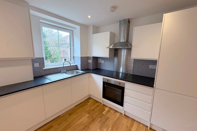 Flat 8 Solitaire House, 54, Upperton Road, Eastbourne photo 2