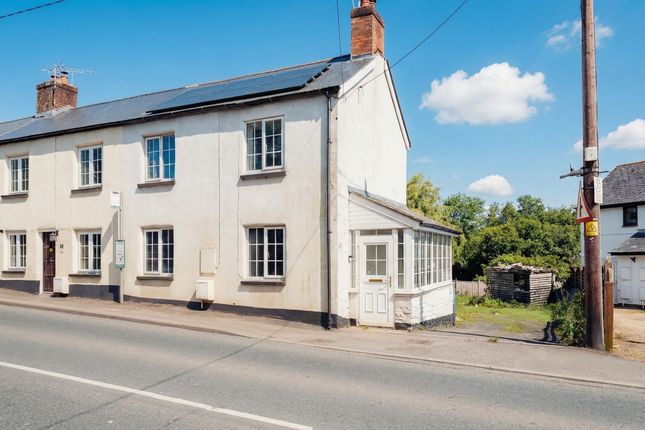 2-bed house on 13 Half Moon Village, Exeter, £265,000