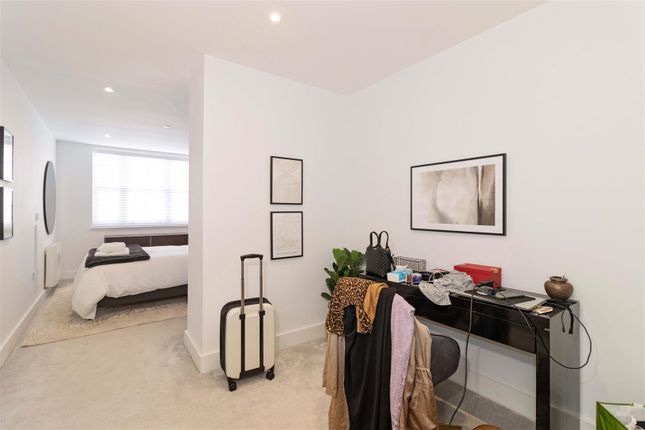 Flat for sale in Russell Mews, Brighton