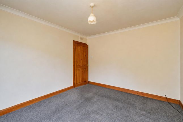 12, Sutherland Crescent, Dundee photo 4