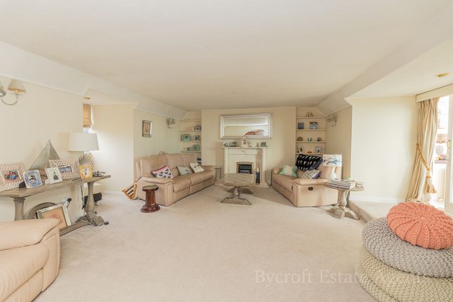 57, Sea View Rise, Great Yarmouth photo 4