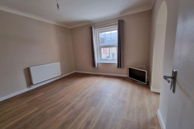 Flat 1, 15-16 Thomas Street, Thomas Street, Chepstow photo 3