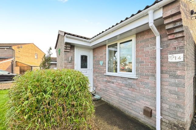 14, Heol Seion, Llanelli photo 2