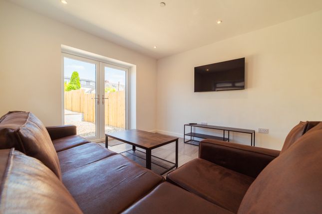 66, Flora Street, Cardiff photo 5