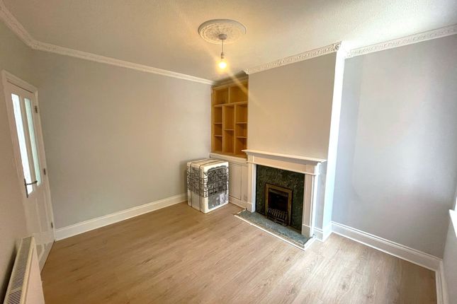 7, Vernon Road, Luton photo 3