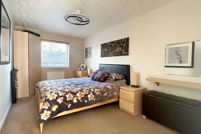 Flat for sale in Postern Close, York