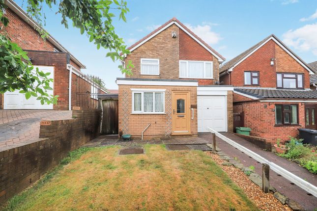 3-bed house on 8a, Denise Drive, Bilston, £250,000