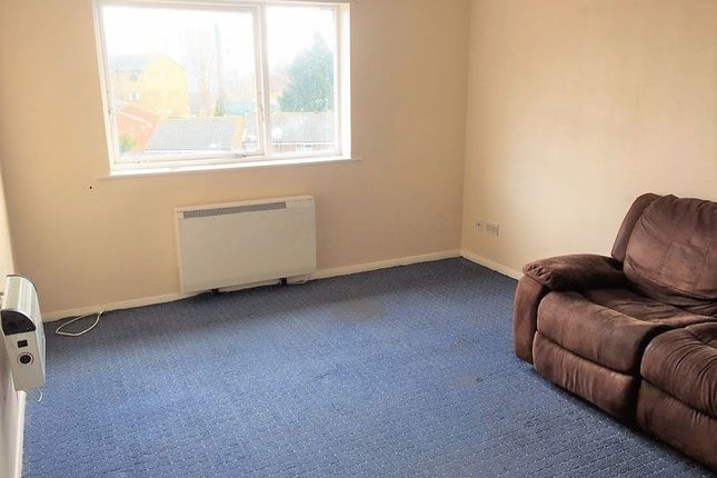 Flat for sale in Gurney Close, Barking