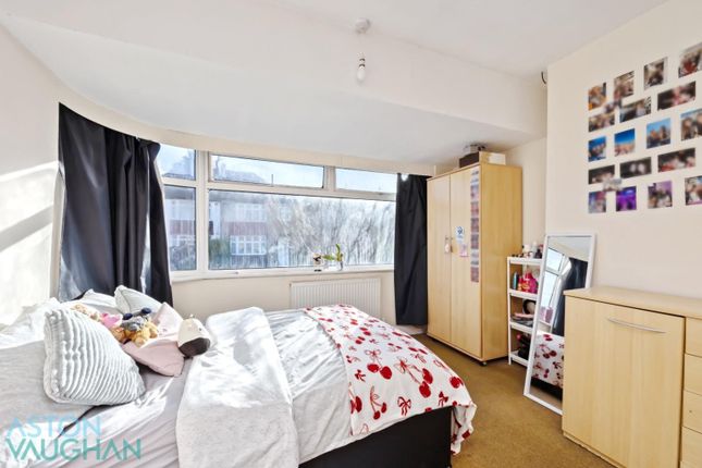 Lower Bevendean Avenue, Brighton photo 2