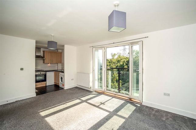 Flat for sale in Griffin Court, Black Eagle Drive, Gravesend, Kent