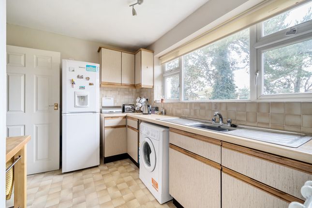 Maisonette for sale in Hermitage Drive, Twyford