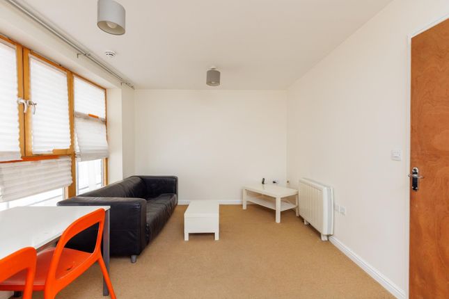 Flat 30, The Quadrant, Barleyfields, Bristol photo 4