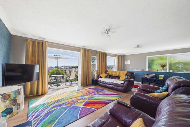 19 Baymount Road, Paignton photo 3