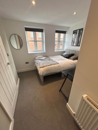 Room 2, The Lofts, Lodge Lane, Derby photo 5