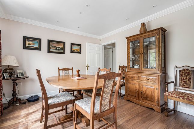 28, Cotswolds Way, Calvert Green photo 4