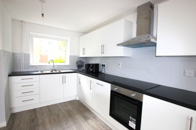 32, Lerwick Way, Corby photo 4