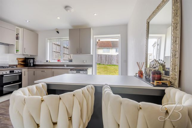 29, Linnet Drive, Mansfield photo 4