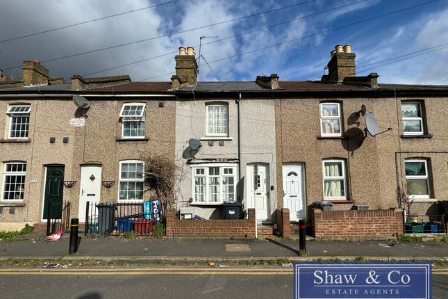 Thumbnail Terraced house to rent in Station Road, Hounslow