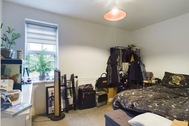 5, Wilks Court, West Yorkshire photo 2