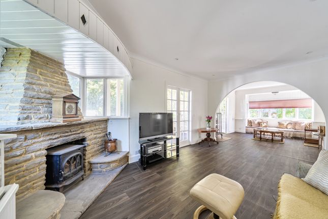 Casa Feliz, 1, Parke Road, Surrey photo 3