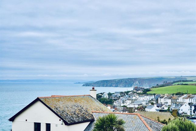 9, Sunnybank, Porthleven photo 2