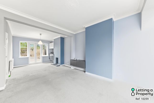 21, Earlswood Avenue, Thornton Heath photo 2